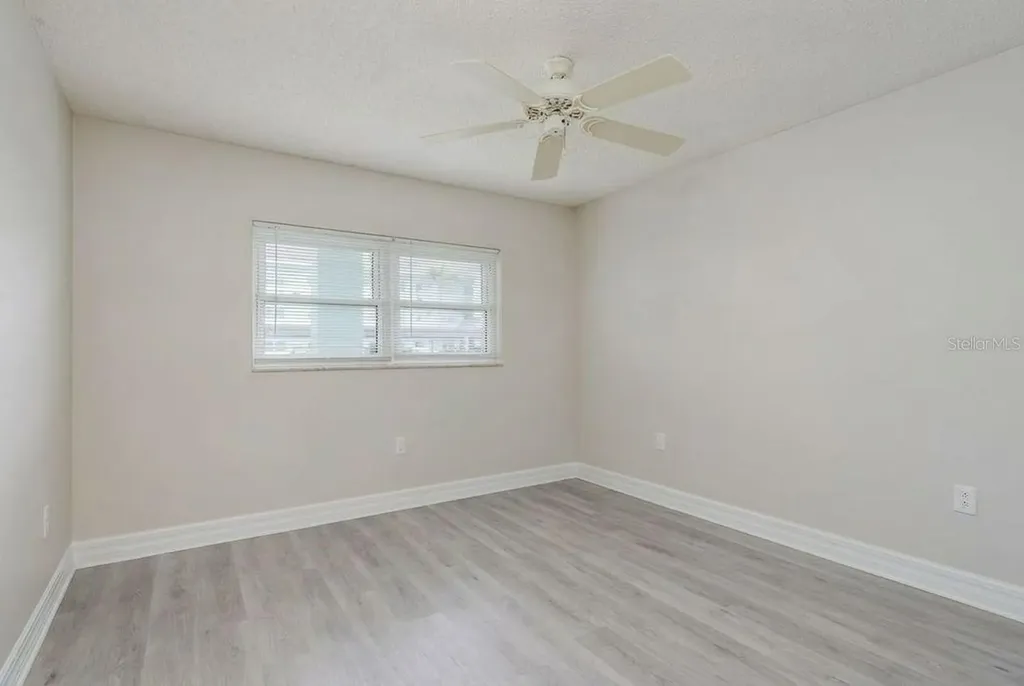 8 Glencoe Place Dunedin FL 34698