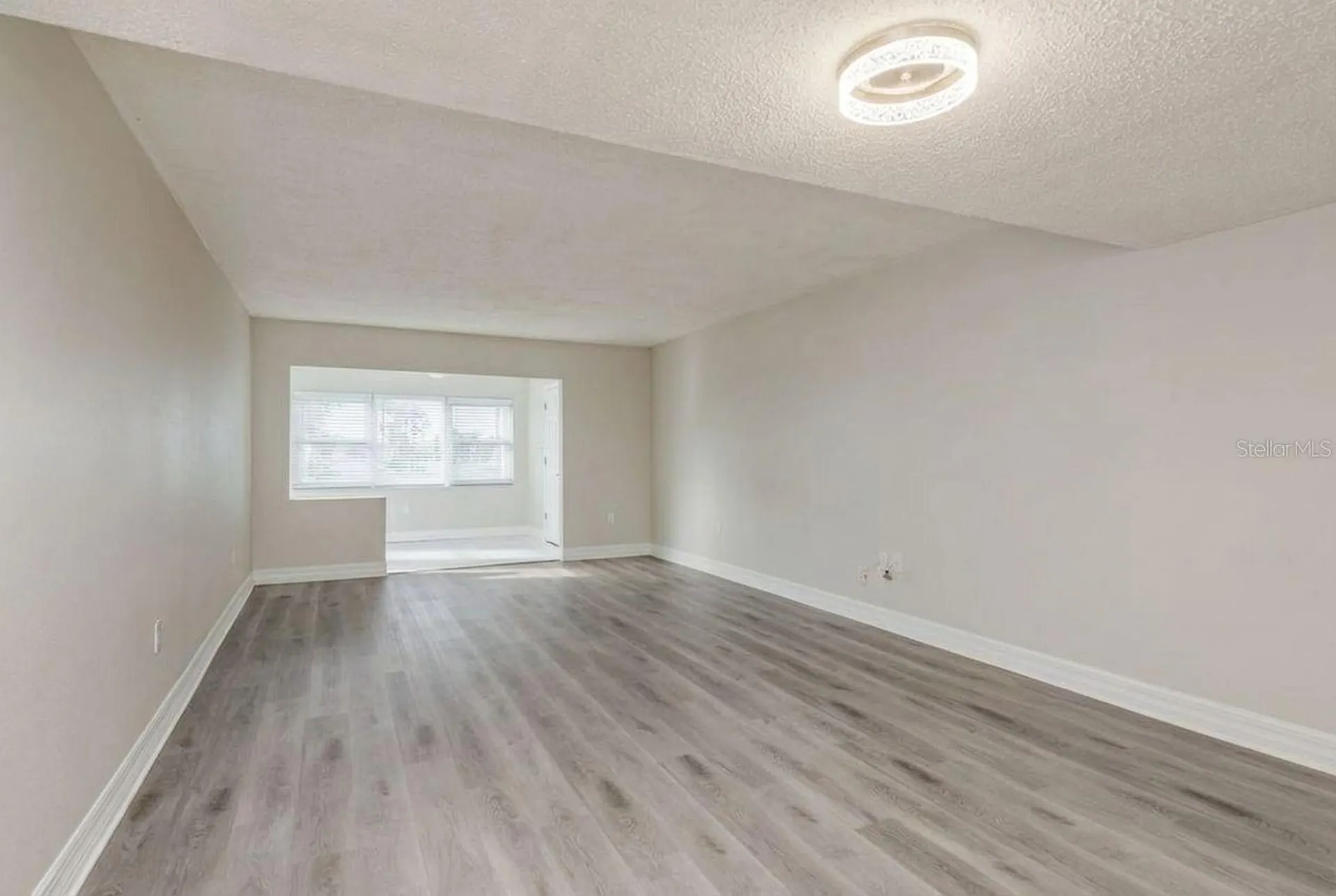 8 Glencoe Place Dunedin FL 34698