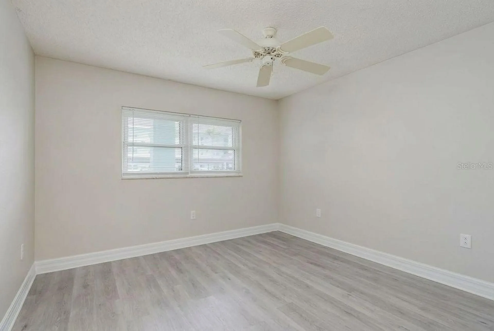 8 Glencoe Place Dunedin FL 34698