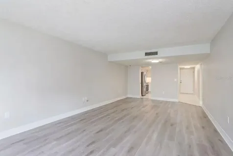 8 Glencoe Place Dunedin FL 34698