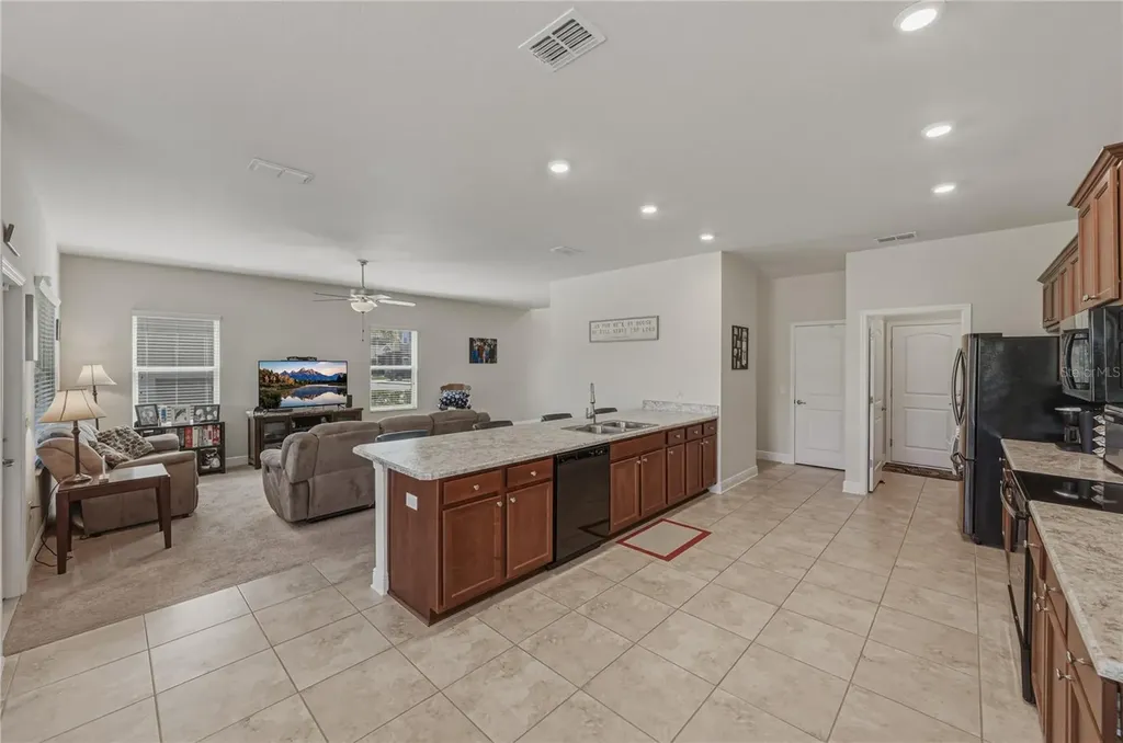 4734 Lathloa Loop Lakeland FL 33811