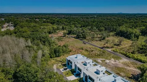 310 Skytrail Tampa FL 33625