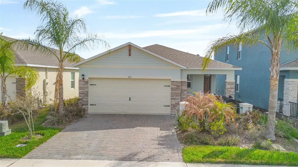 365 Caryota Court New Smyrna Beach FL 32168