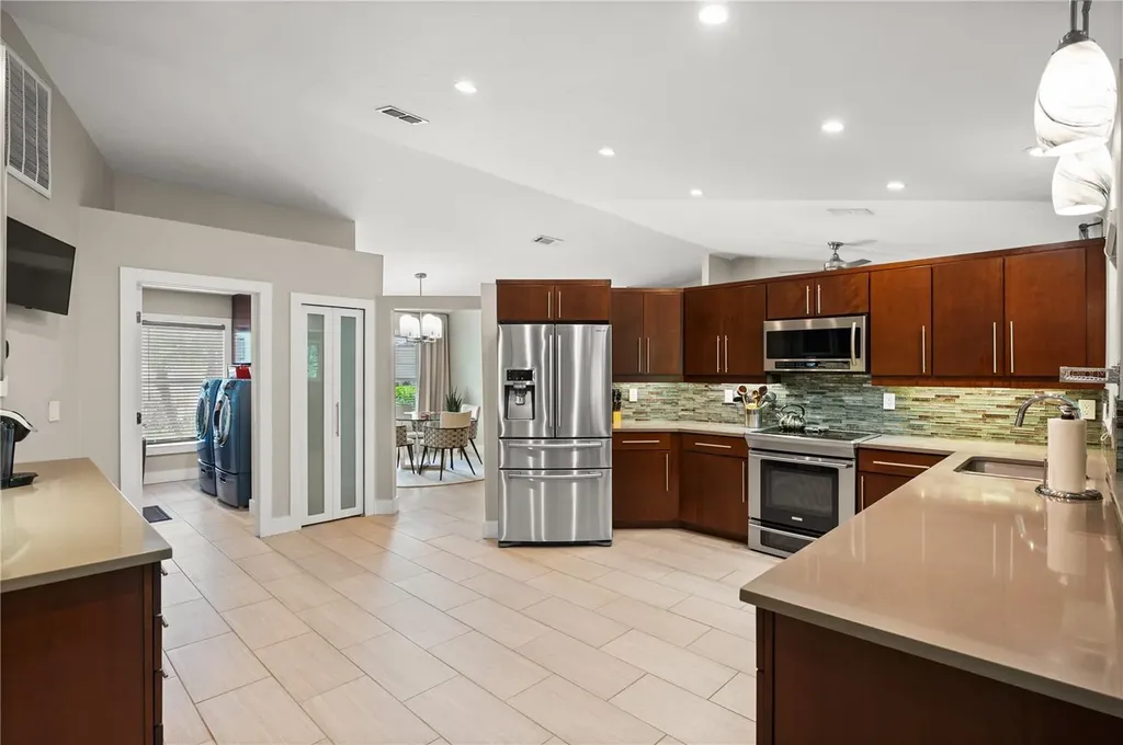 6960 Stetson Street Circle Sarasota FL 34243