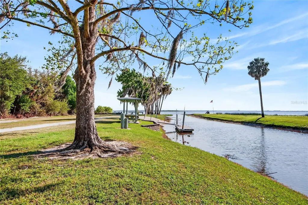 424 Stone Island Road Deltona FL 32725