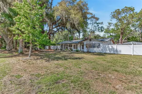 424 Stone Island Road Deltona FL 32725