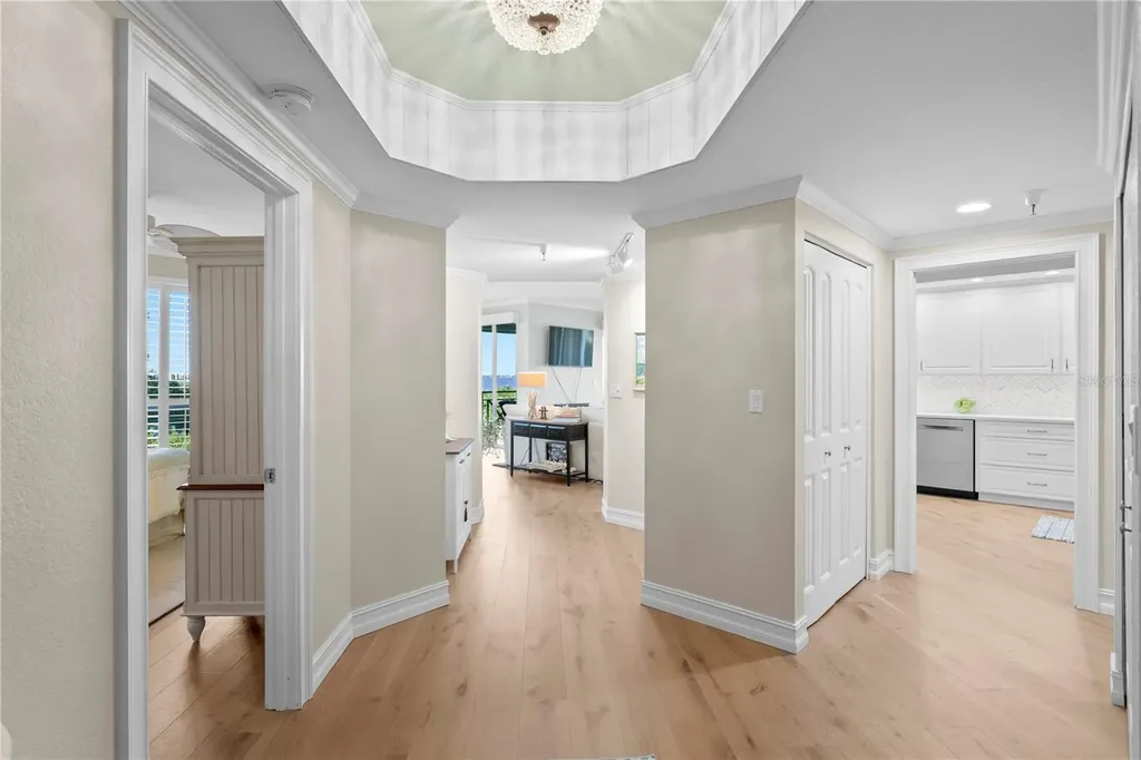4717 Dolphin Cay Lane S St Petersburg FL 33711