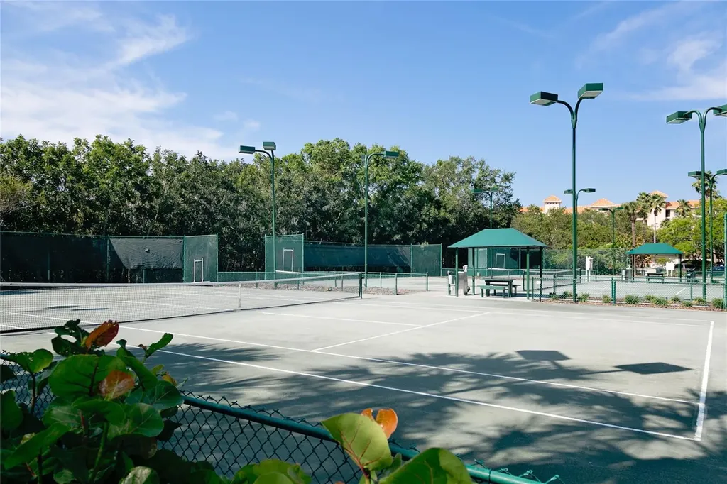 4717 Dolphin Cay Lane S St Petersburg FL 33711