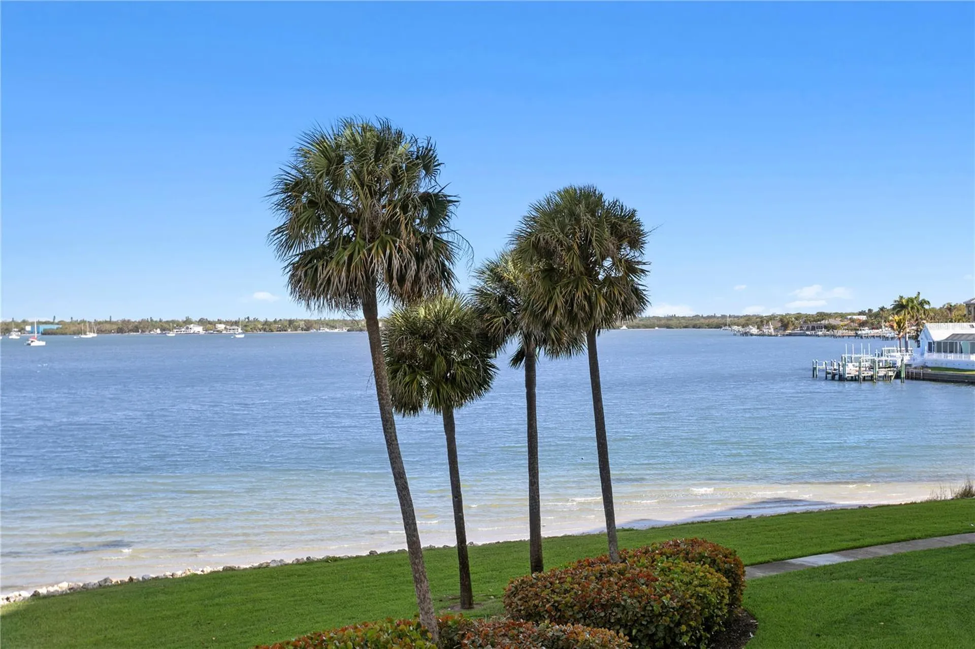 4717 Dolphin Cay Lane S St Petersburg FL 33711