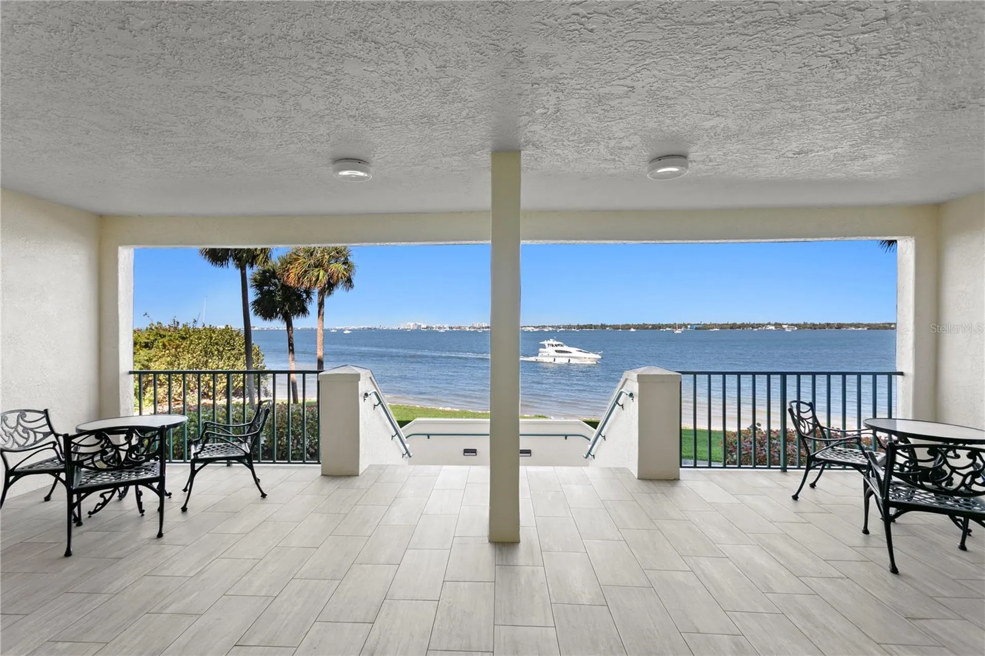 4717 Dolphin Cay Lane S St Petersburg FL 33711