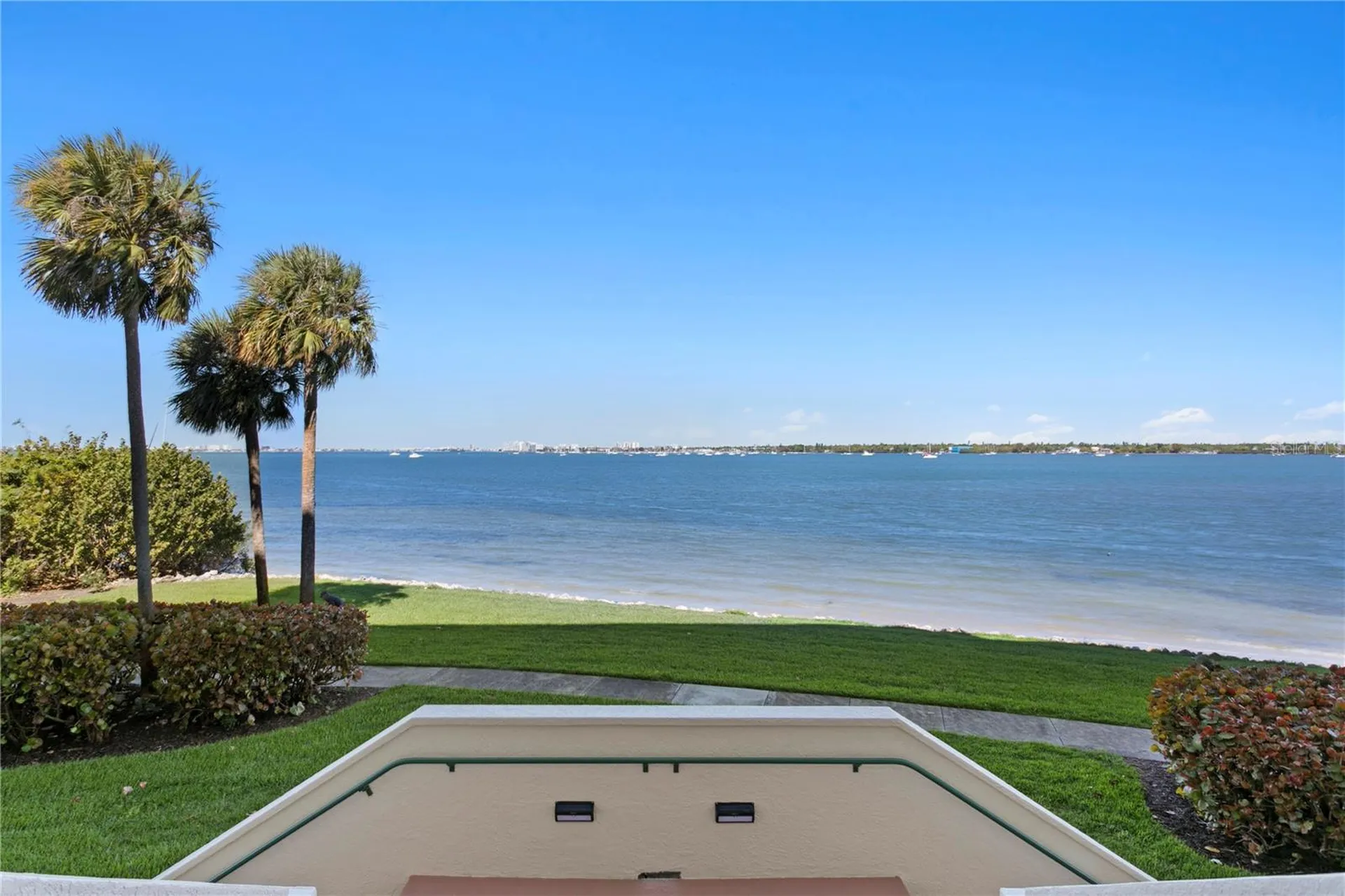 4717 Dolphin Cay Lane S St Petersburg FL 33711
