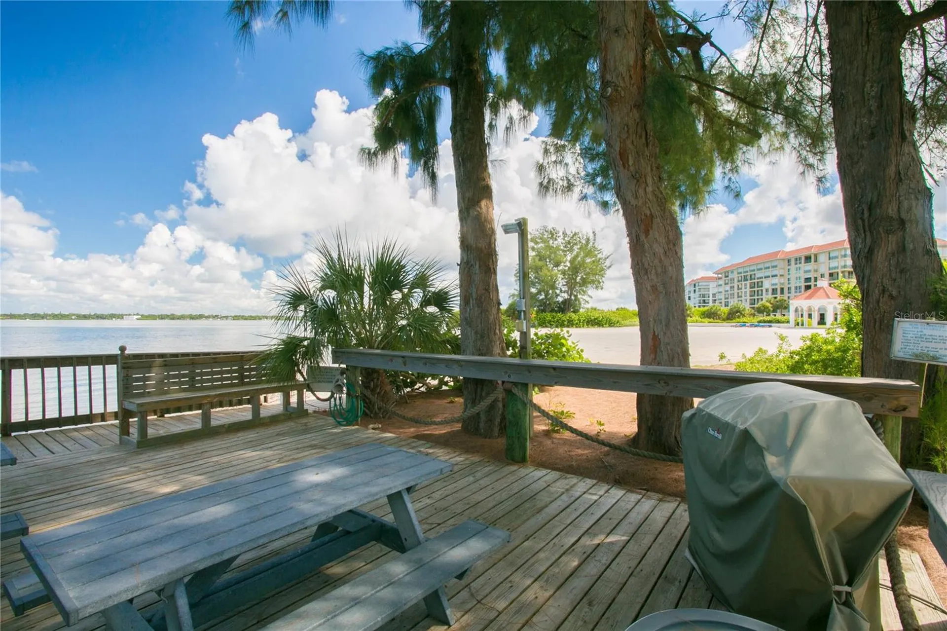 4717 Dolphin Cay Lane S St Petersburg FL 33711