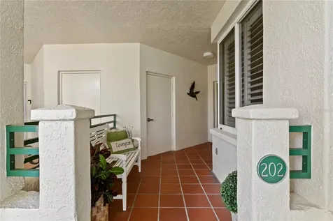 4717 Dolphin Cay Lane S St Petersburg FL 33711