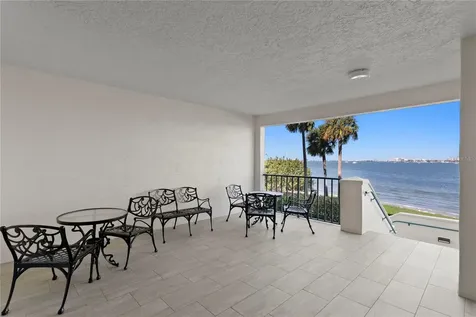 4717 Dolphin Cay Lane S St Petersburg FL 33711