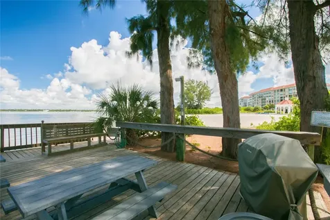 4717 Dolphin Cay Lane S St Petersburg FL 33711