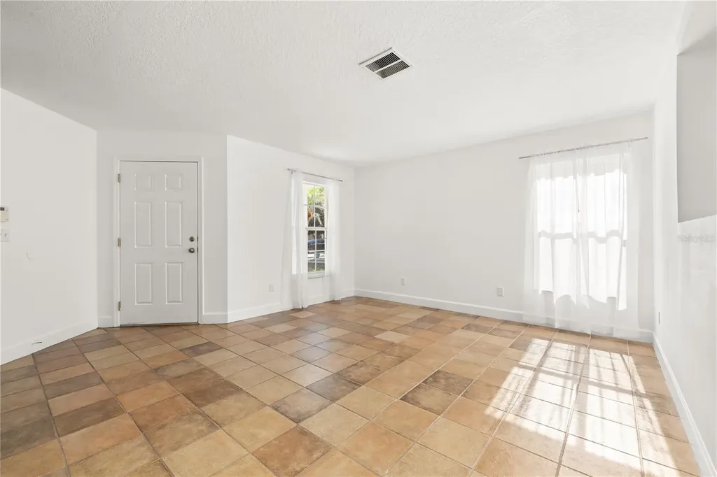 449 Rona Lane Davenport FL 33897
