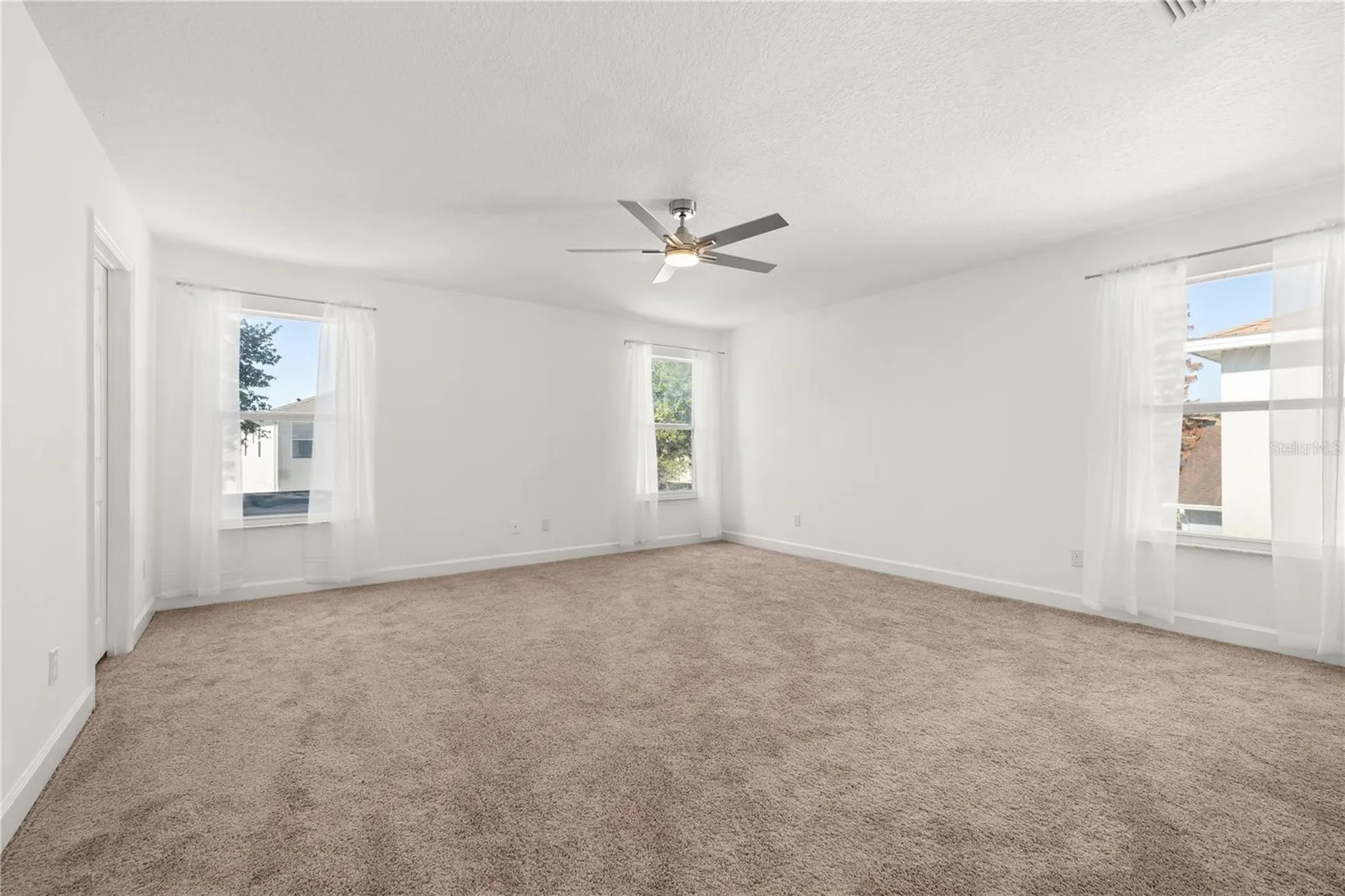 449 Rona Lane Davenport FL 33897