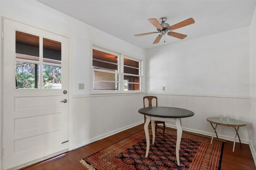 6338 Beechwood Avenue Sarasota FL 34231