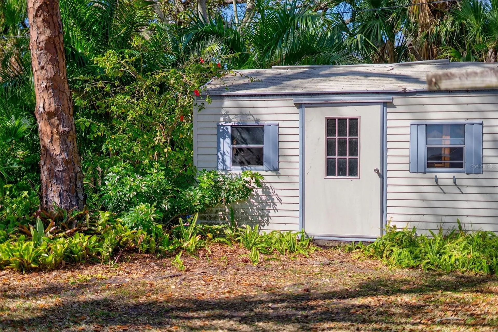 6338 Beechwood Avenue Sarasota FL 34231