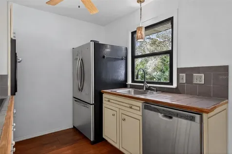 6338 Beechwood Avenue Sarasota FL 34231