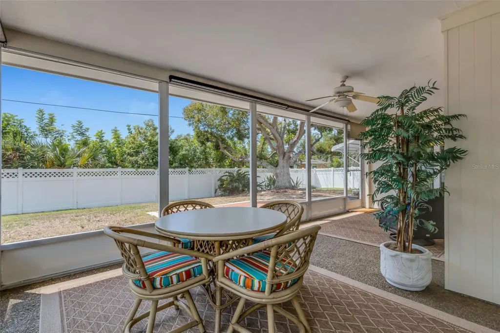 3016 Chase Circle Sarasota FL 34231