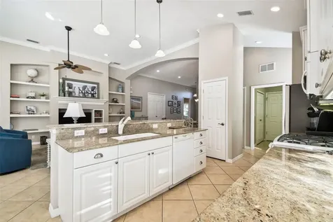 7328 Lake Forest Glen Lakewood Ranch FL 34202