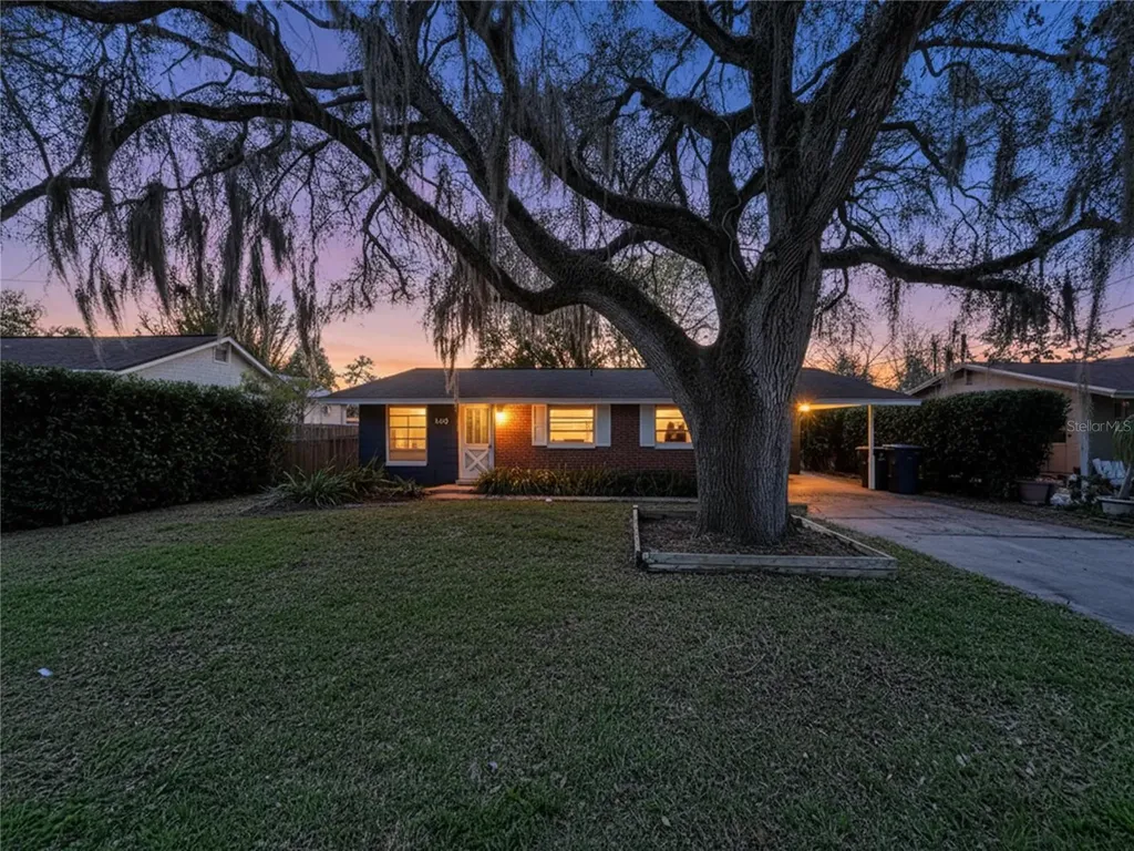 1415 E Idlewild Avenue Tampa FL 33604