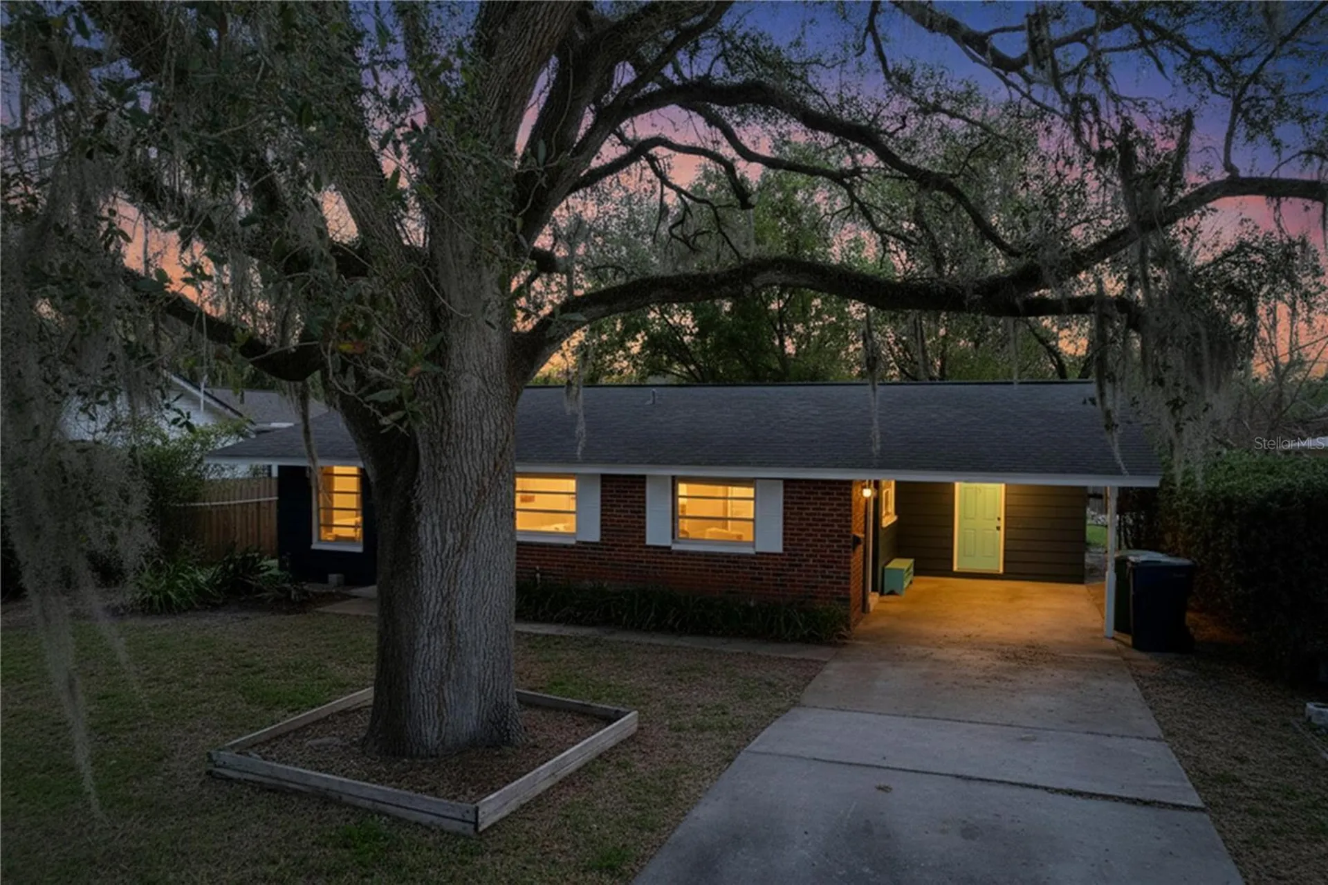 1415 E Idlewild Avenue Tampa FL 33604