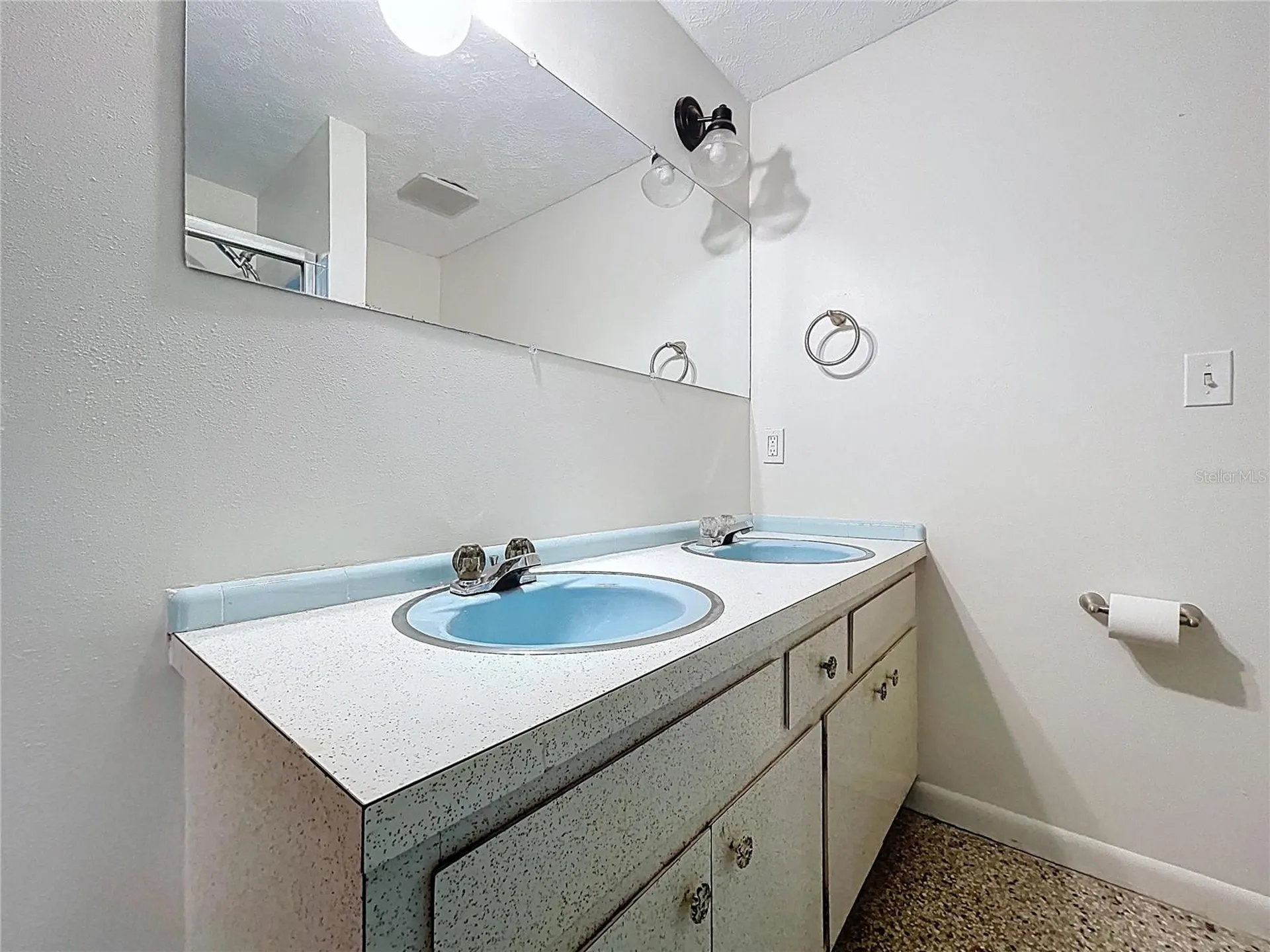 1415 E Idlewild Avenue Tampa FL 33604