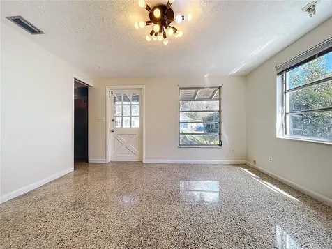 1415 E Idlewild Avenue Tampa FL 33604