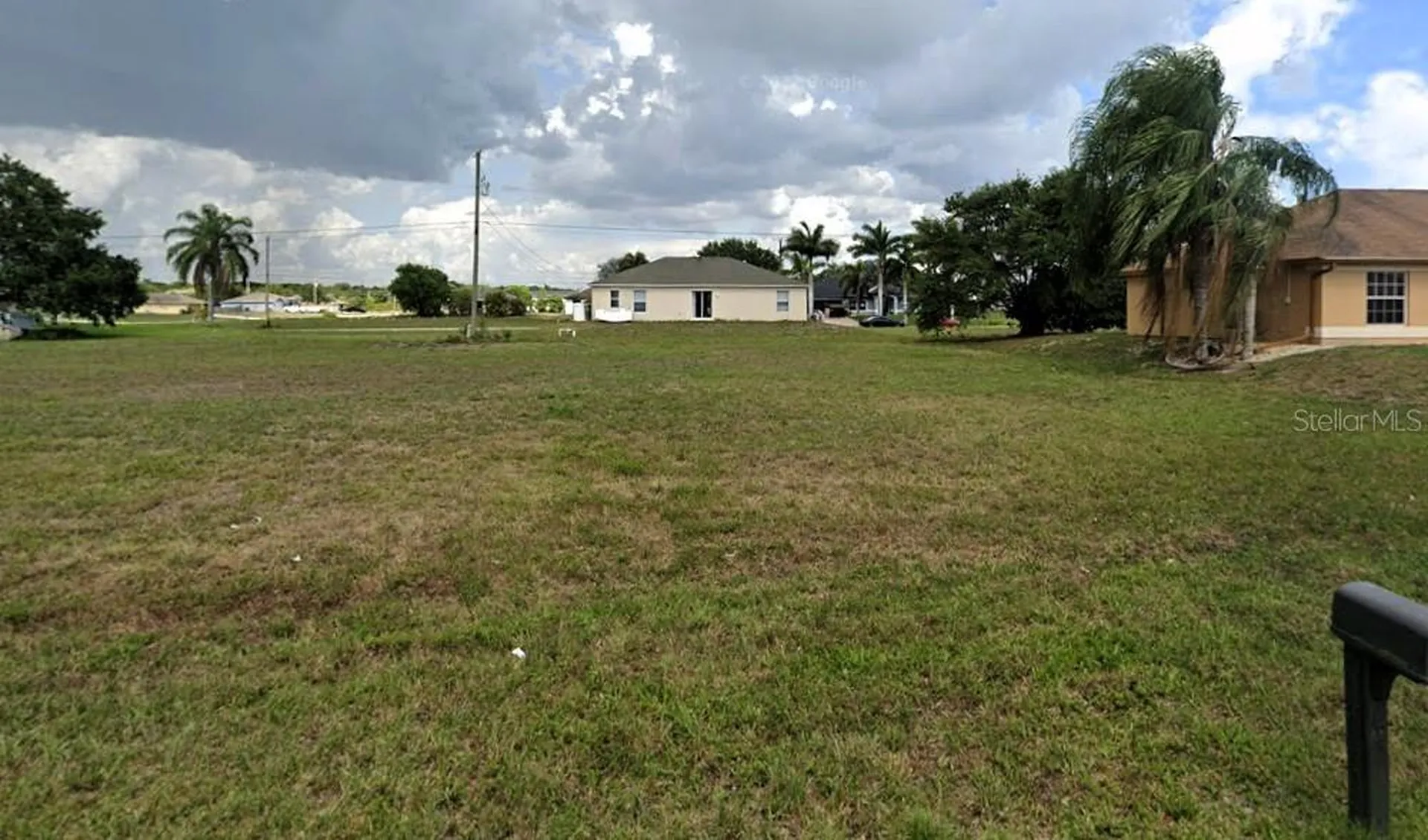 1415 NE 21st Place Cape Coral FL 33909