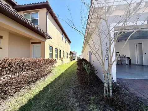 13202 Winterton Lane Orlando FL 32832