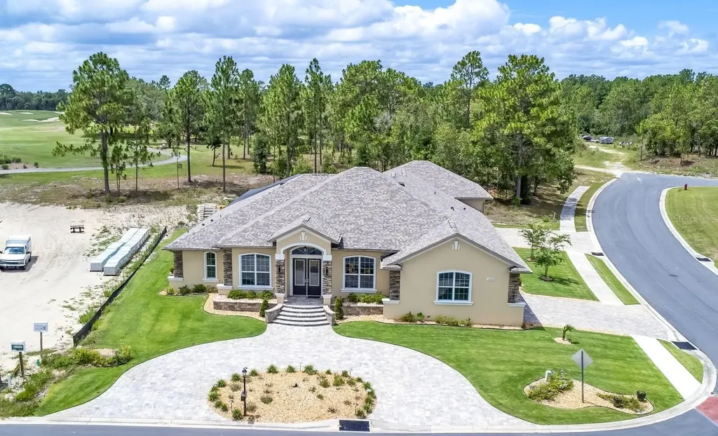 17898 SW 72nd Street Road Dunnellon FL 34432