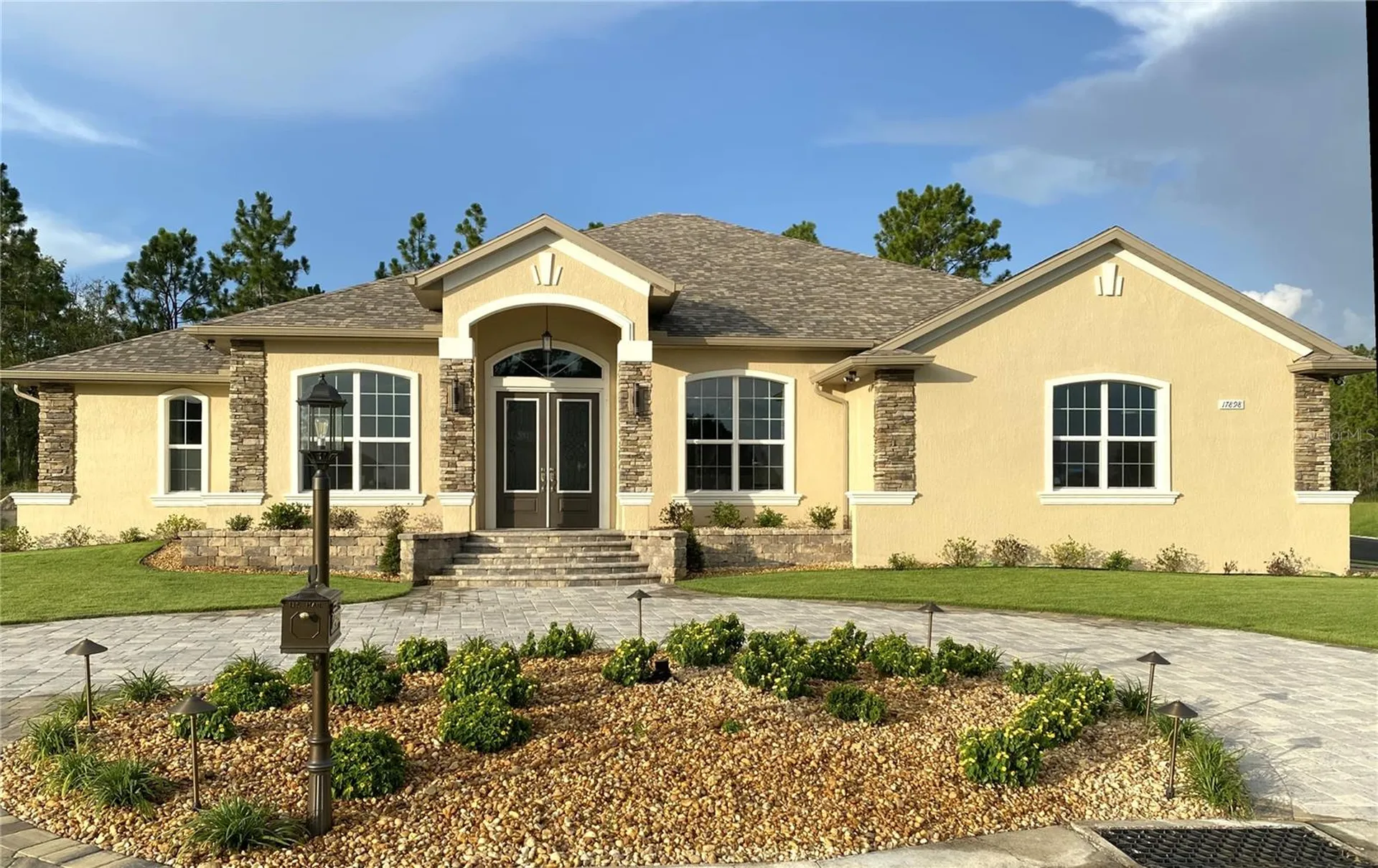 17898 SW 72nd Street Road Dunnellon FL 34432