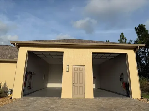 17898 SW 72nd Street Road Dunnellon FL 34432
