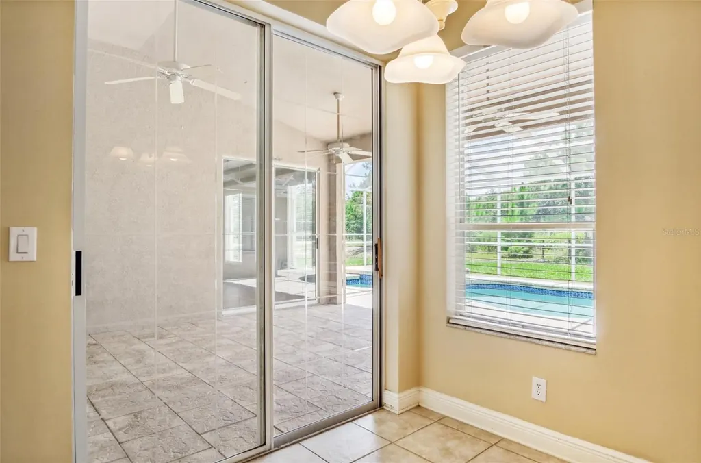 10222 Arbor Side Drive Tampa FL 33647