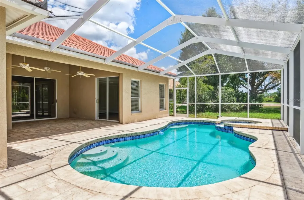 10222 Arbor Side Drive Tampa FL 33647