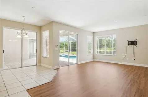 10222 Arbor Side Drive Tampa FL 33647