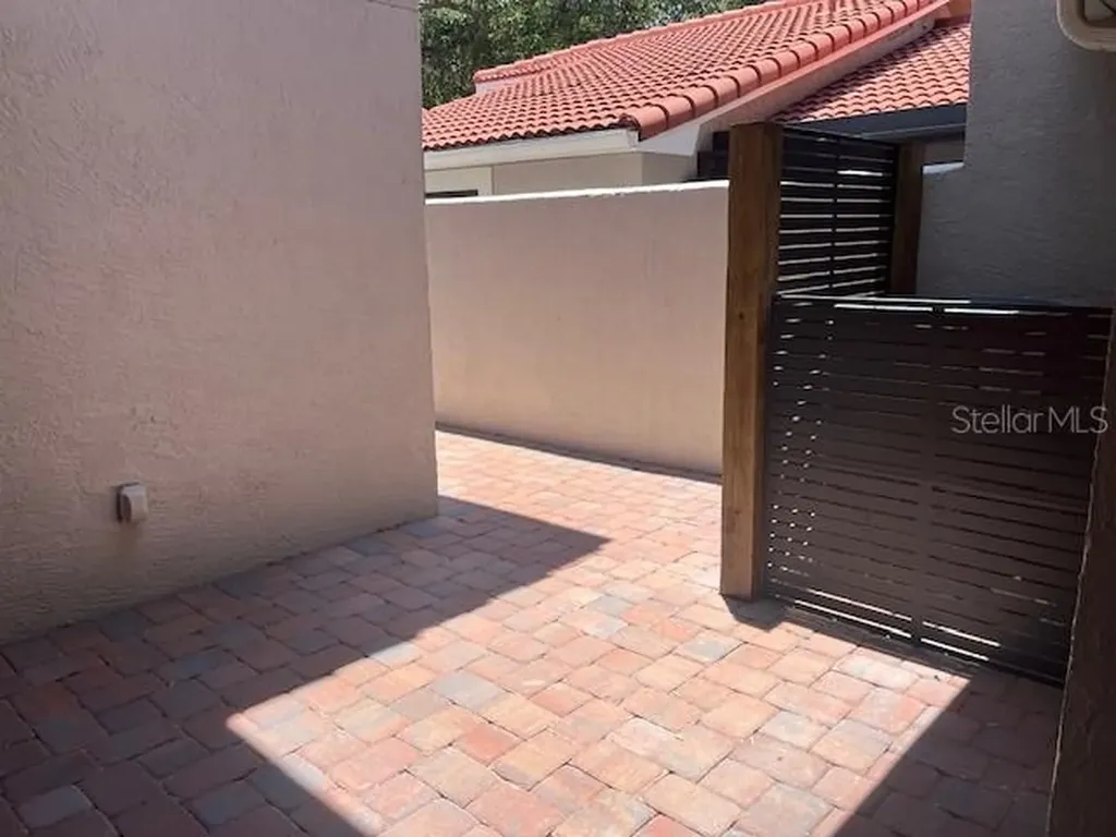 8217 Breeze Cove Lane Orlando FL 32819
