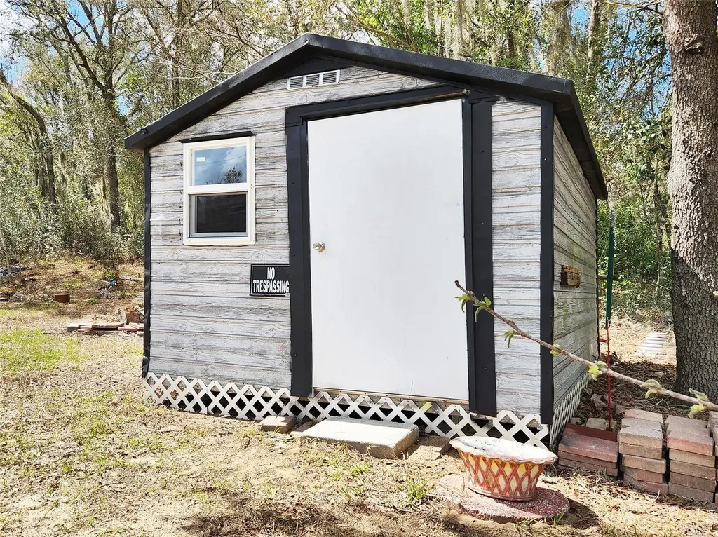 88 N Saturn Avenue Inverness FL 34453