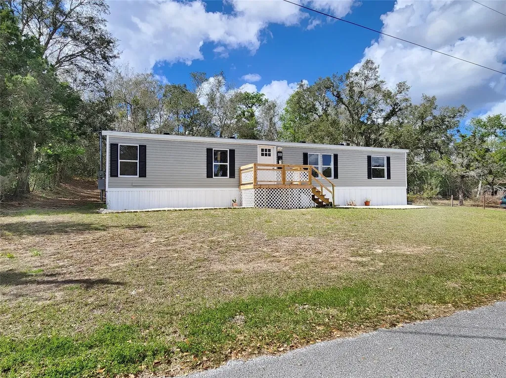 88 N Saturn Avenue Inverness FL 34453