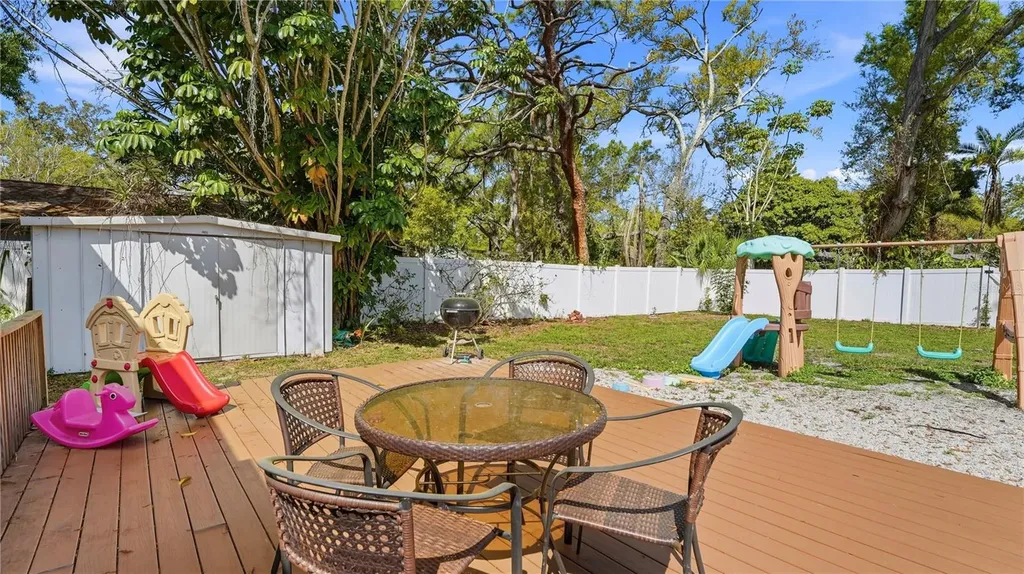 2722 2nd Avenue W Bradenton FL 34205