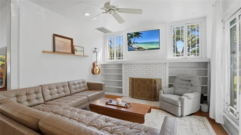 2722 2nd Avenue W Bradenton FL 34205