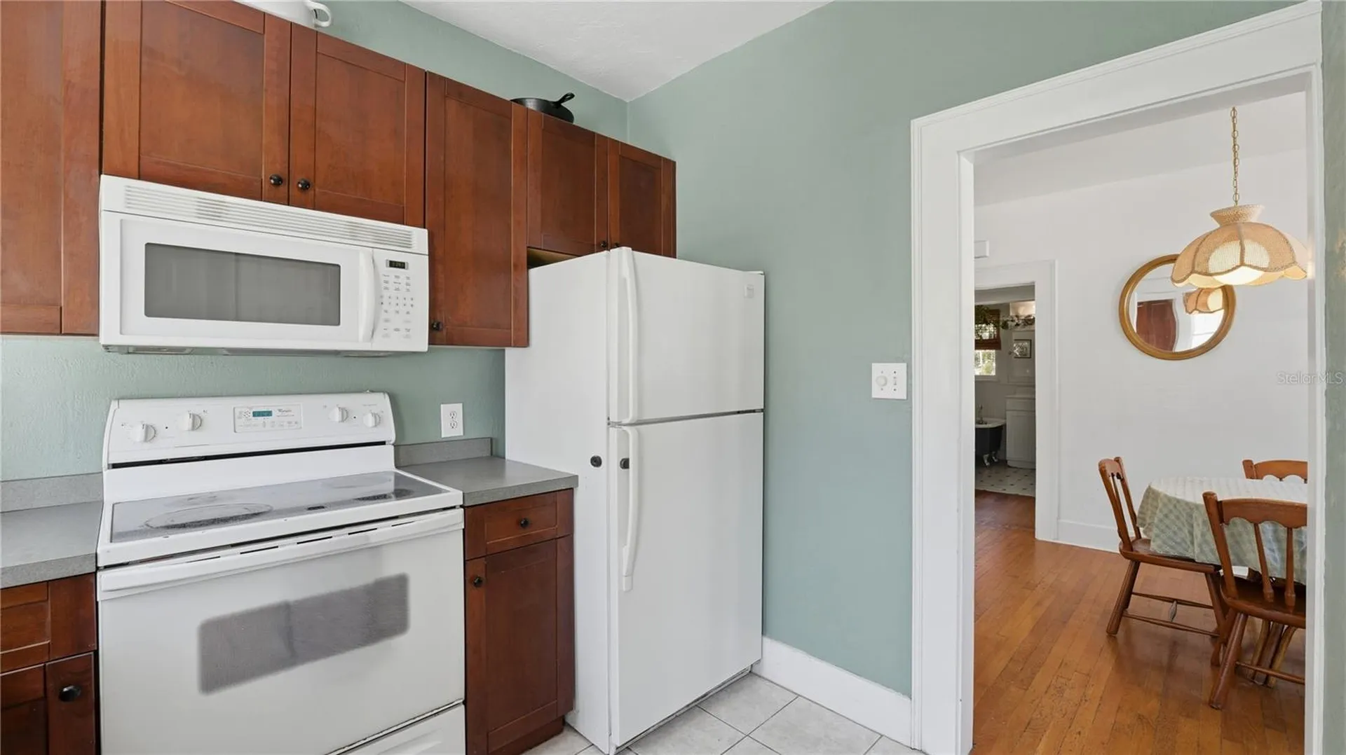 2722 2nd Avenue W Bradenton FL 34205