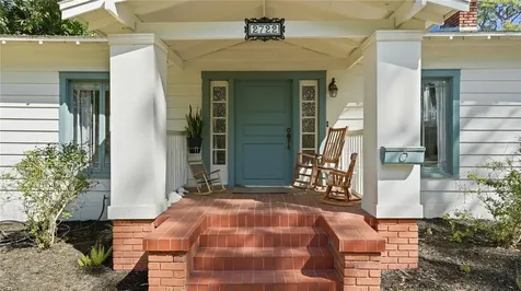2722 2nd Avenue W Bradenton FL 34205