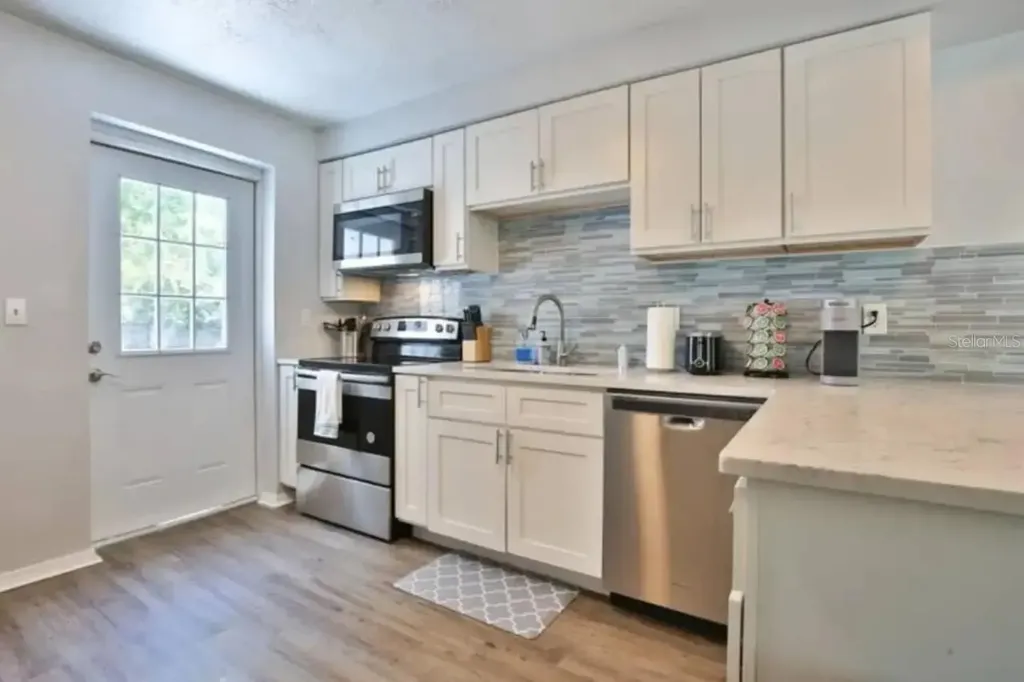 3113 Mcintosh Road Sarasota FL 34232