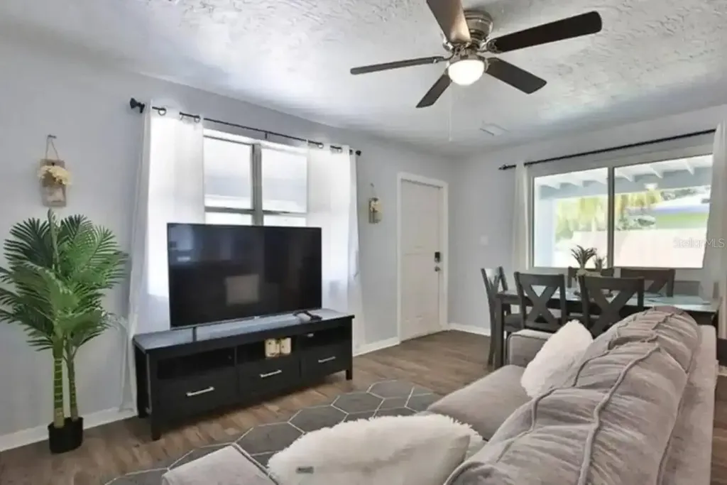 3113 Mcintosh Road Sarasota FL 34232