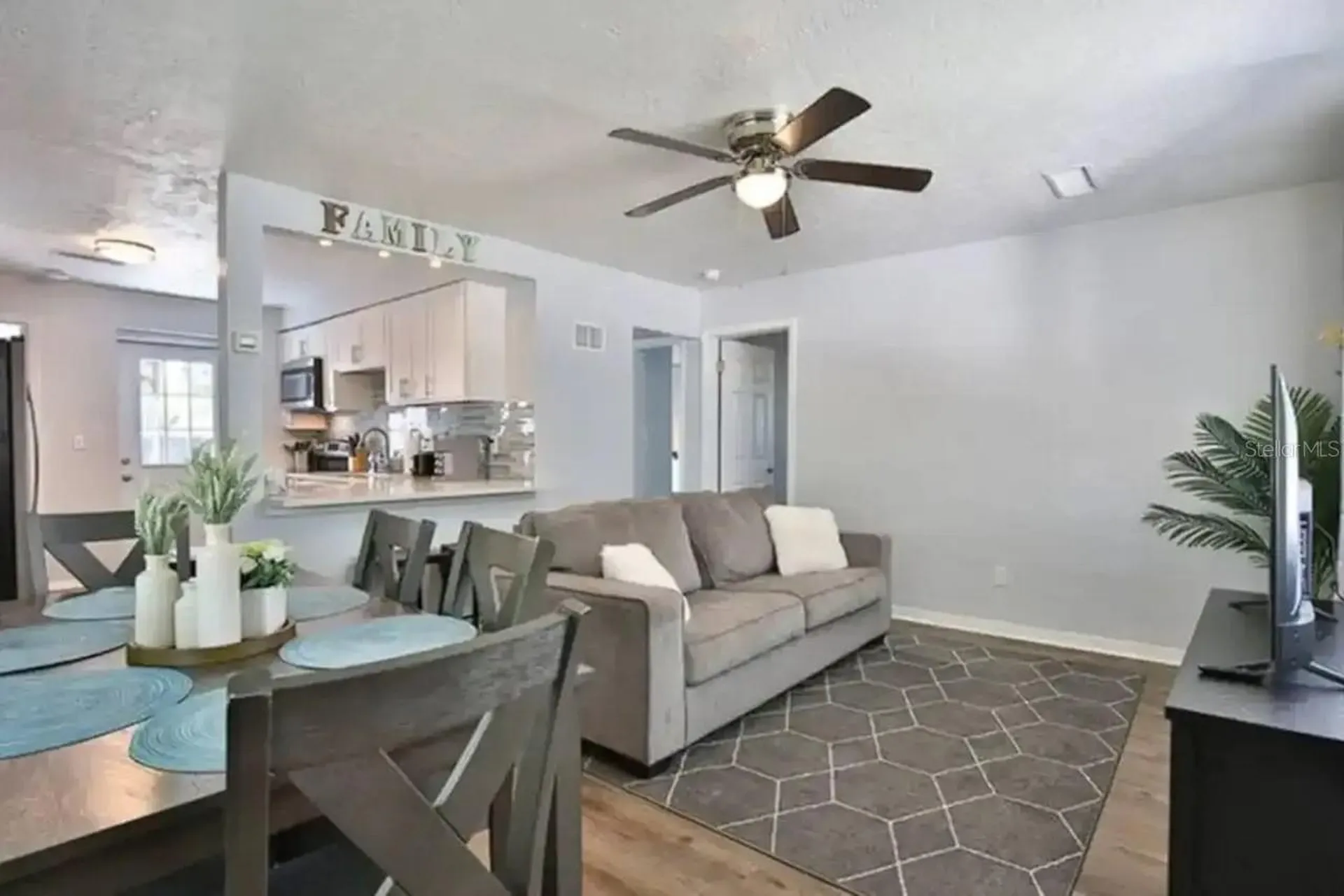 3113 Mcintosh Road Sarasota FL 34232