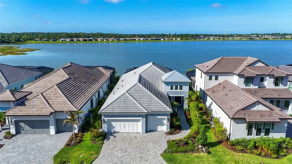 6353 Isla Del Ray Avenue Sarasota FL 34240