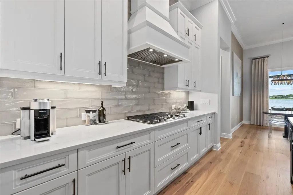 6353 Isla Del Ray Avenue Sarasota FL 34240